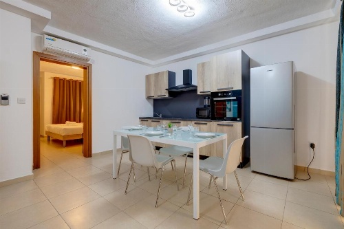 Sliema Tigne Suites image 12