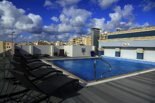 Sliema Tigne Suites image 15