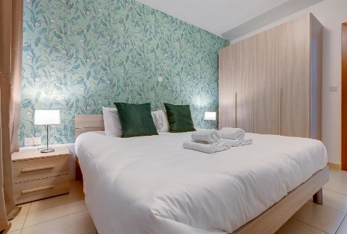 Sliema Tigne Suites image 22