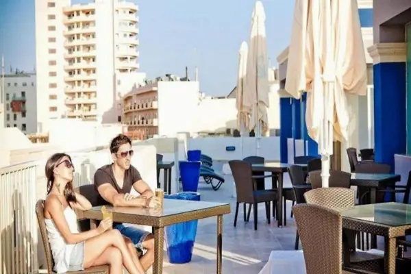 Sliema Tigne Suites 10