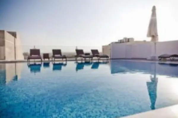Sliema Tigne Suites 4
