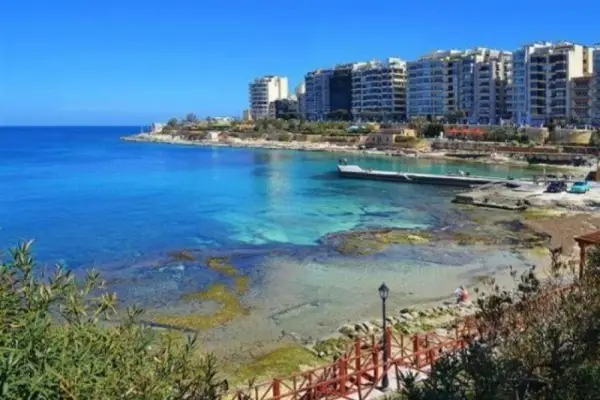Sliema Tigne Suites 7