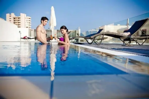 Sliema Tigne Suites 8